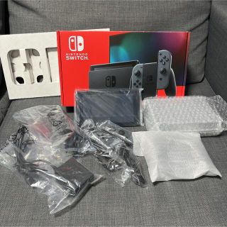 ニンテンドースイッチ(Nintendo Switch)の本日限定【ラクマ最安値。即発送可。極上A品】新型 Nintendo Switch(家庭用ゲーム機本体)