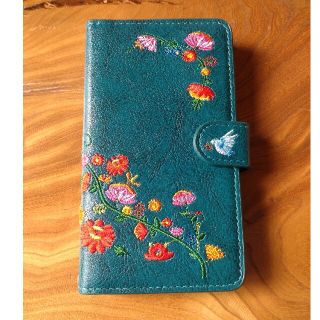 XPERIA XZ / XZs　花刺繍　手帳型　スマホケース(Androidケース)