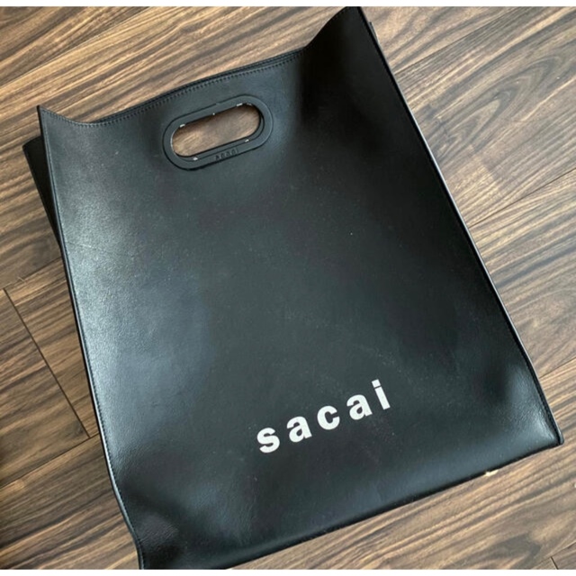 sacai ロゴ レザーバッグ