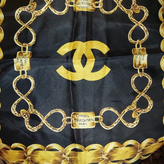 最新入荷 CHANEL - 【CHANEL】シャネル シルクスカーフ バンダナ/スカーフ - covid19.ins.gov.mz