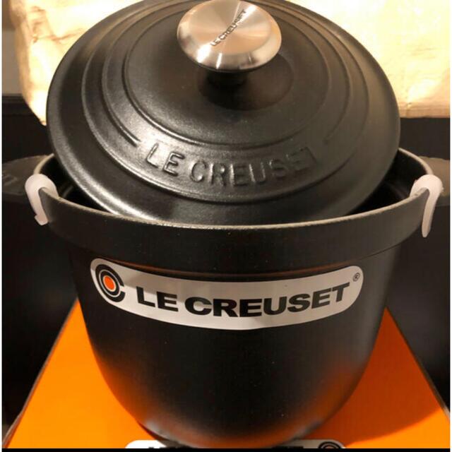 LE CREUSET(ルクルーゼ)のル・クルーゼ ココットエブリィ18  マットブラック インナーリッド付き  インテリア/住まい/日用品のキッチン/食器(鍋/フライパン)の商品写真