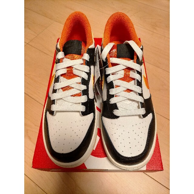 送料込み 24cm NIKE SB DUNK LOW Halloween