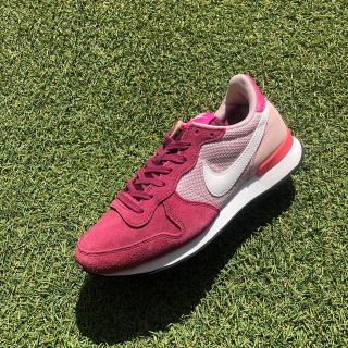 WOMENS NIKE INTERNATIONALIST/ナイキ インターナショナリスト ランニングシューズ ホワイト×ブラック×グリーン×ピンク【Women's US 8】【スニーカー】【ランニング】