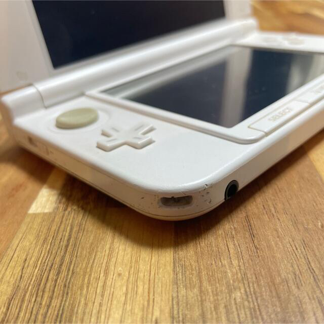 ニンテンドー3DS(ニンテンドー3DS)のニンテンドー3DS LLピンクXホワイト エンタメ/ホビーの雑誌(ゲーム)の商品写真