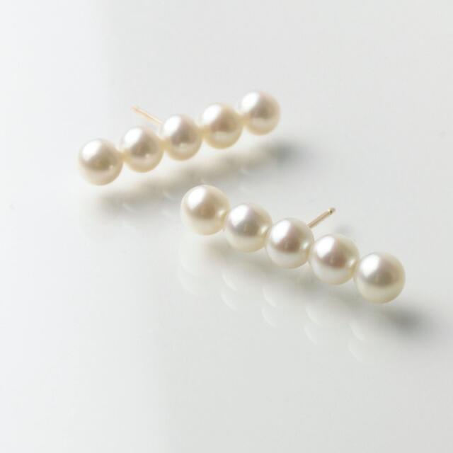 anq.(アンク)の【anq.】K10・Pearl Line ピアス　淡水パール レディースのアクセサリー(ピアス)の商品写真