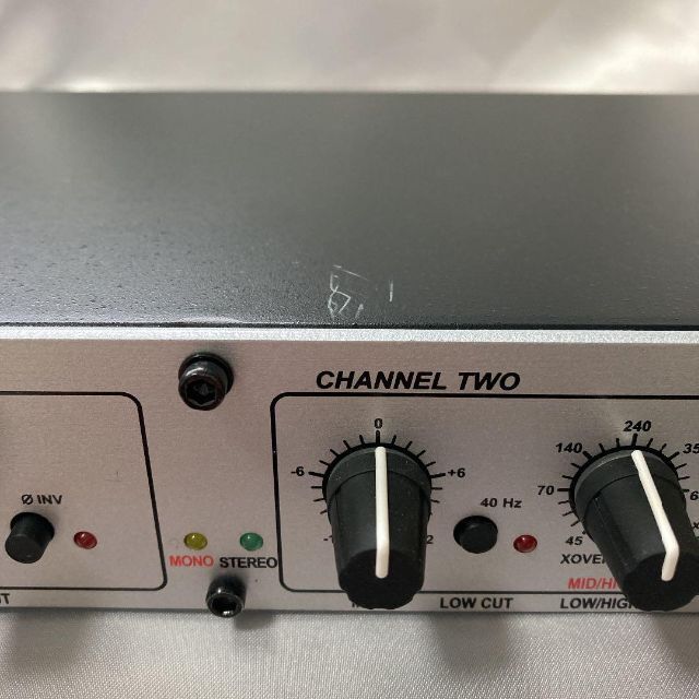 dbx 223xs チャンネルディバイダー - オーディオ機器 dbx 223xs チャンネルディバイダー - オーディオ機器