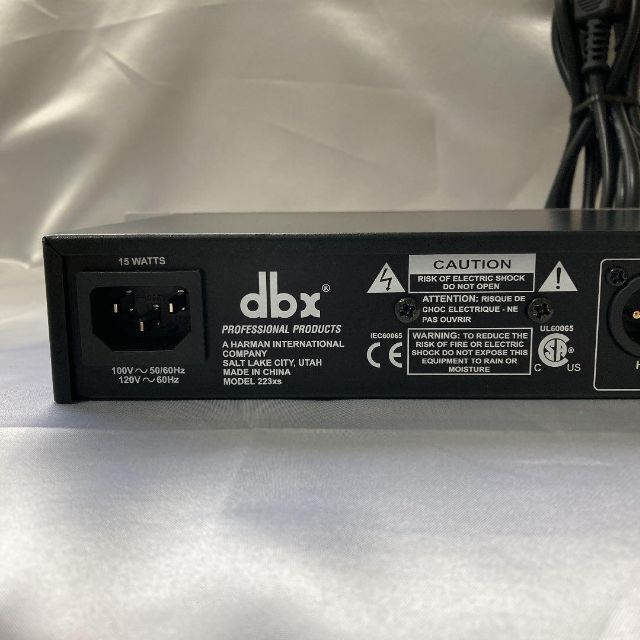 美品 送料無料 dbx 223 xs チャンネルデバイダー クロスオーバー PA 楽器のレコーディング/PA機器(エフェクター)の商品写真