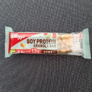 Kellogg's SOY PROTEIN グラノーラバー１本(プロテイン)