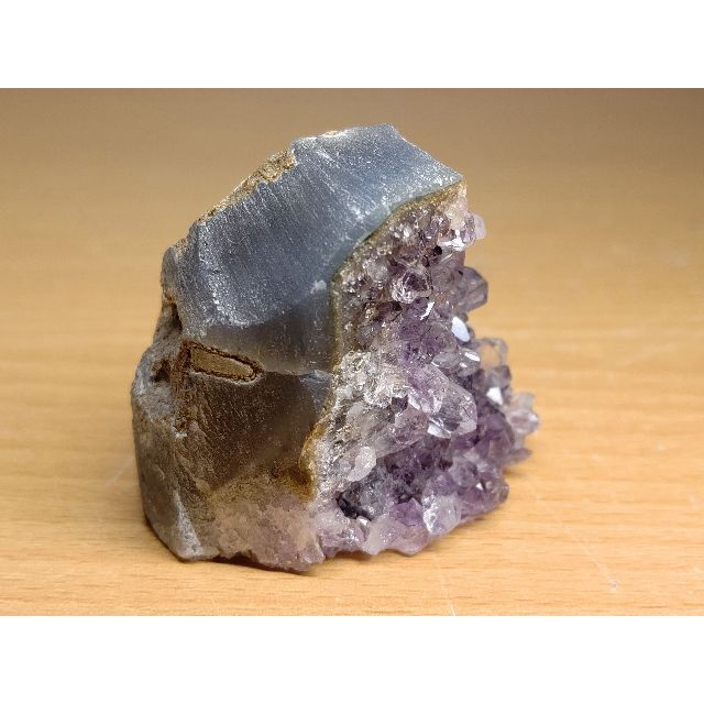 紫水晶 98g アメジスト 水晶 原石 鉱物 宝石 鑑賞石 自然石 紫水晶 98g アメジスト 水晶 原石 鉱物 宝石 鑑賞石 自然石