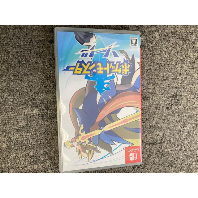 任天堂(ニンテンドウ)のポケットモンスター　ソード エンタメ/ホビーのゲームソフト/ゲーム機本体(家庭用ゲームソフト)の商品写真