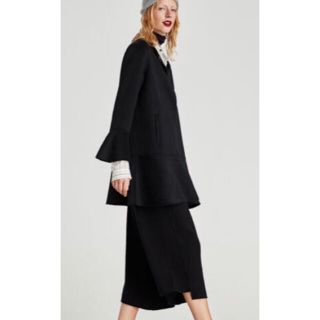 ザラ(ZARA)のZARA ノーカラー　袖フレア　コート　ブラック　S(ノーカラージャケット)