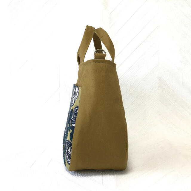 mina perhonen(ミナペルホネン)のミナペルホネン　ハンドメイド　バッグ　トートバッグ　rosy khaki A ハンドメイドのファッション小物(バッグ)の商品写真