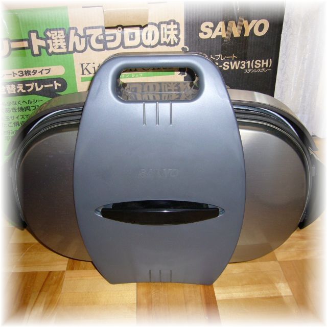 SANYO - ホットプレート、焼き肉、たこ焼きにいかが!☆SANYO SANYO - ホットプレート、焼き肉、たこ焼きにいかが!☆SANYO