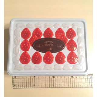 メリーチョコレート スイーツビュッフェ(イオン限定) スクエアケーキ