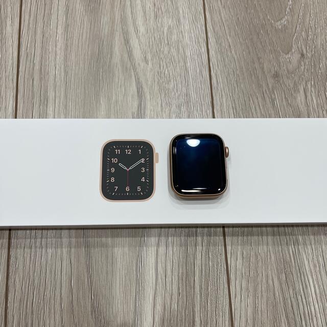 Apple Watch SE 44ｍｍ アルミ GPS ゴールド 特别免费送货 13770円