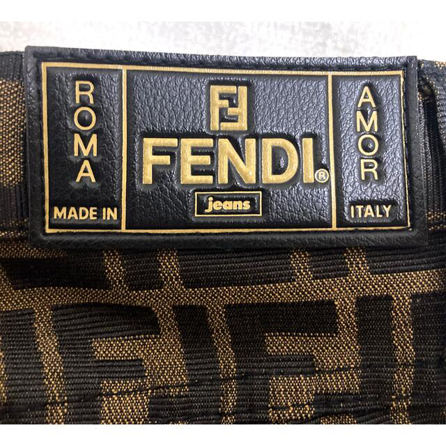 FENDI(フェンディ)のワイキキ様専用　FENDI  ボトム　ズッカ　フェンディ　パンツ レディースのパンツ(カジュアルパンツ)の商品写真