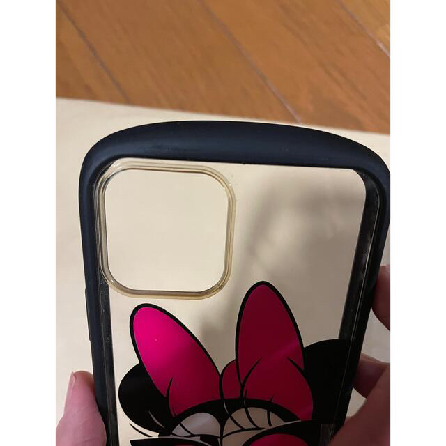 Disney(ディズニー)のDisney ミニーちゃんiPhone12Proケース 耐久性抜群！ スマホ/家電/カメラのスマホアクセサリー(iPhoneケース)の商品写真