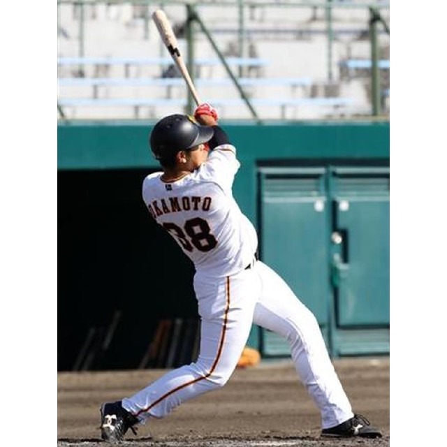 レア】巨人 ジャイアンツ 岡本 旧背番号 ユニフォーム アンダー レア】巨人 ジャイアンツ 岡本 旧背番号 ユニフォーム アンダー