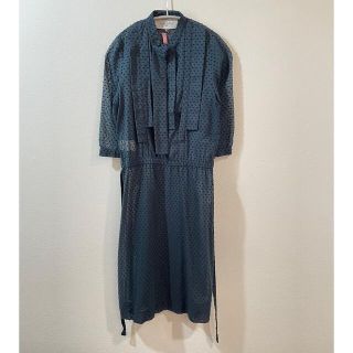 アメリヴィンテージ(Ameri VINTAGE)のハバダッシュリー　フロントデザインタック　ワンピース(ひざ丈ワンピース)