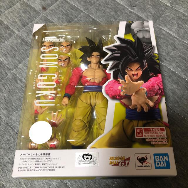 新品未開封　S.H.figuarts スーパーサイヤ人4　孫悟空