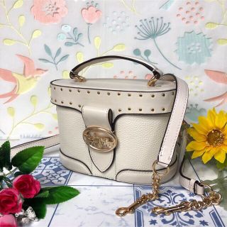 コーチ(COACH)のジョージージェムクロスボディブロックド　ホワイト　　【新品】(ハンドバッグ)