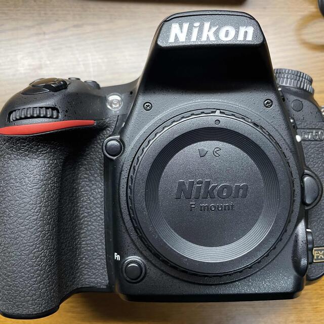 3月17日限定販売✨ワンランク上の一眼レフ♪ニコン Nikon D200 ボディ