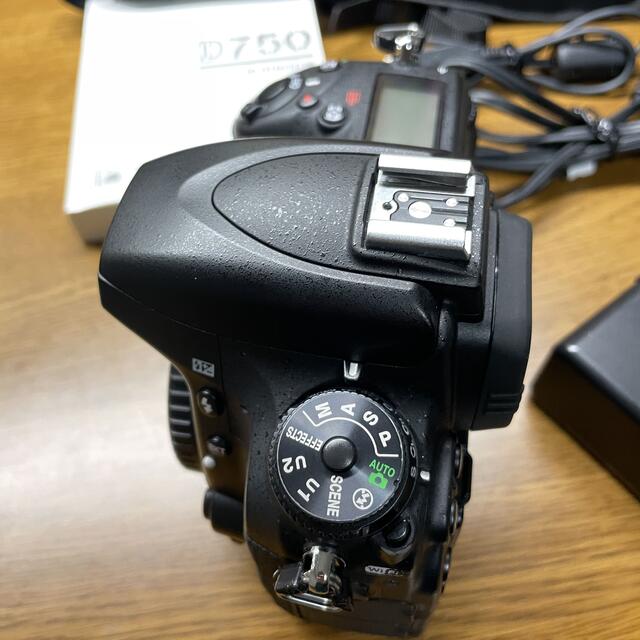 【最終値下げ】【美品】 Nikon d750 ボディ  フルサイズ 一眼レフ