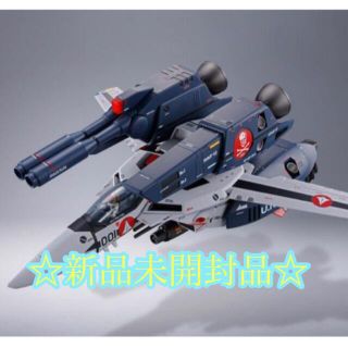 バンダイ(BANDAI)のDX超合金 劇場版VF-1対応ストライク／スーパーパーツセット(模型/プラモデル)