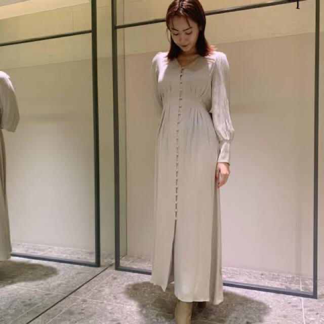 喜ばれる誕生日プレゼント FRAY.ID デコルテダイヤネックサテン