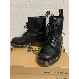 ドクターマーチン(Dr.Martens)の美品 Dr.Martens 8ホール UK4(ブーツ)