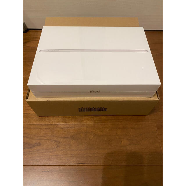 新品未使用 iPad 第9世代64GB Wi-Fiモデル シルバー 新品未使用 iPad 第9世代64GB Wi-Fiモデル シルバー