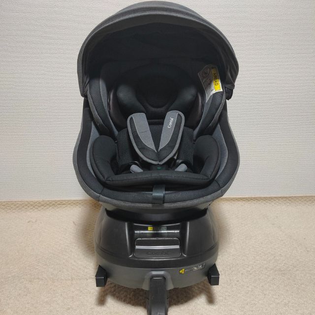 combi(コンビ)の【送料込】コンビ 美品 クルムーヴスマートISOFIX エッグショック キッズ/ベビー/マタニティの外出/移動用品(自動車用チャイルドシート本体)の商品写真