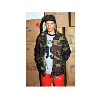 Supreme - supreme m51 mark gonzales gonzの通販 by ラクマ偽物