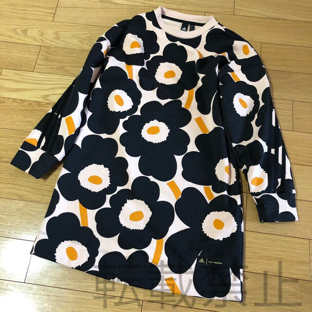 marimekko(マリメッコ)のしっぽさん専用adidas × marimekkoドレス Unikko ウニッコ レディースのワンピース(ひざ丈ワンピース)の商品写真