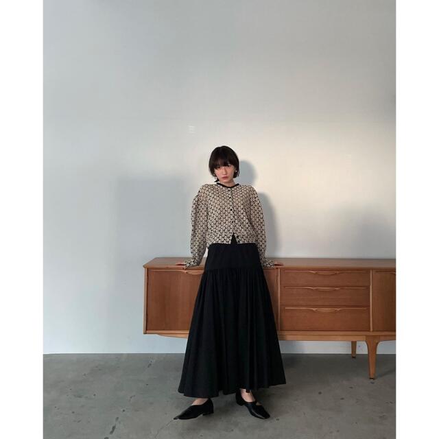 ブランド：CLANE 商品名：GATHER TIERED MAXI SKIRT