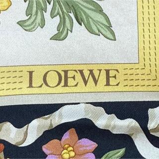 ロエベ スカーフの通販 200点以上 | LOEWEを買うならラクマ