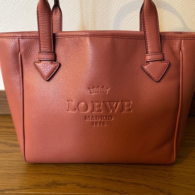 LOEWE(ロエベ)のLOEWE ロエベ　トートバッグ　ピンク レディースのバッグ(トートバッグ)の商品写真