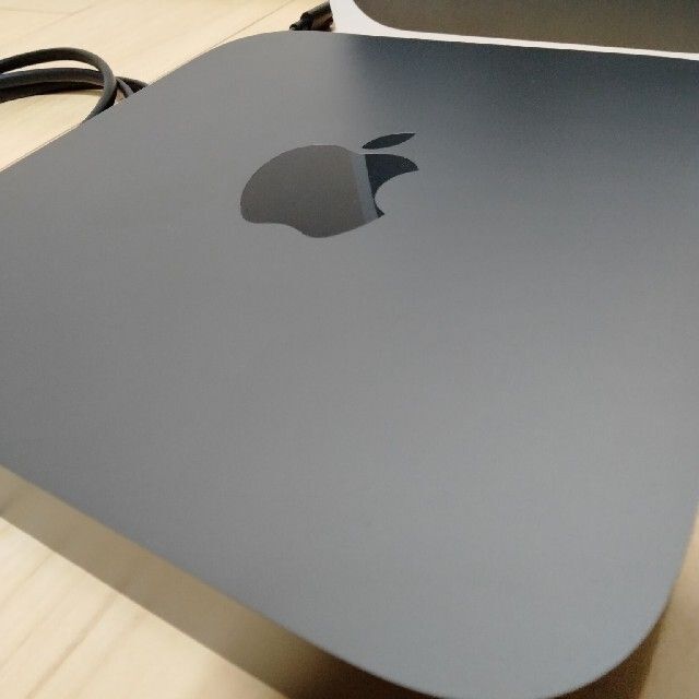 APPLE Mac mini MRTR2J/A スマホ/家電/カメラのPC/タブレット(デスクトップ型PC)の商品写真