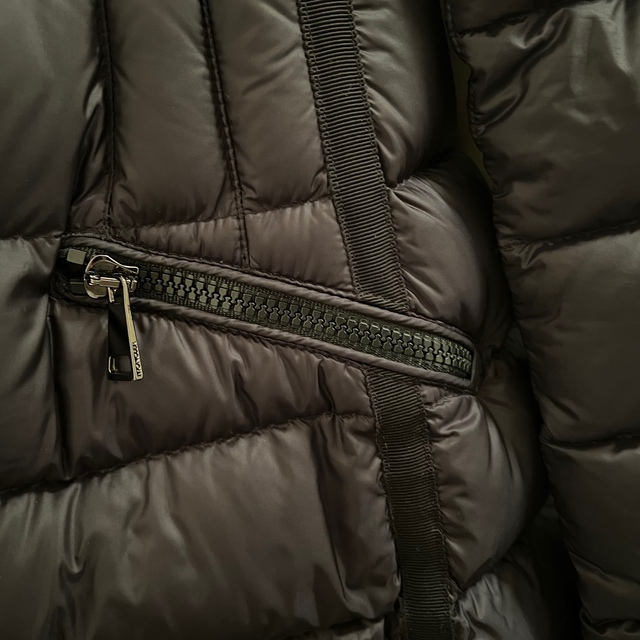 MONCLER(モンクレール)のモンクレール ダウンコート Hermine エルミンヌ サイズ00 レディースのジャケット/アウター(ダウンコート)の商品写真