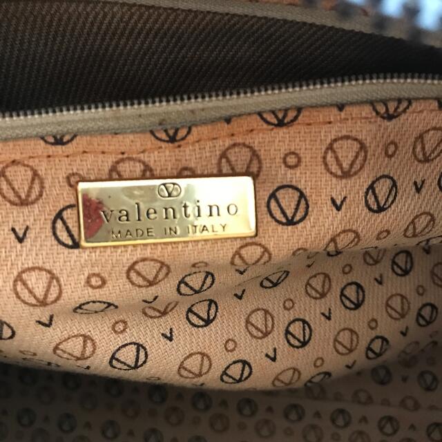 VALENTINO(ヴァレンティノ)のヴァレンチノ　スェード　バック レディースのバッグ(ハンドバッグ)の商品写真