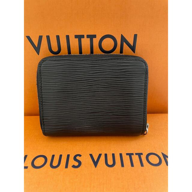LOUIS VUITTON(ルイヴィトン)のルイヴィトン  エピ　コインケース　正規品美品 メンズのファッション小物(コインケース/小銭入れ)の商品写真
