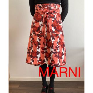 マルニ(Marni)のマルニ　ローズプリント　ラップスカート　エプロンスカート(ひざ丈スカート)