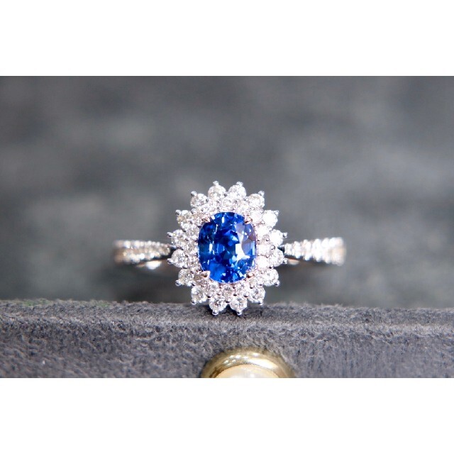 新発売 天然ダイヤモンド付きサファイアリングk18 リング(指輪