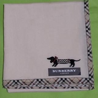 バーバリー(BURBERRY)のバーバリー BURBERRY ダックスフンド 刺繍 ノヴァチェック 新品 犬(バンダナ/スカーフ)