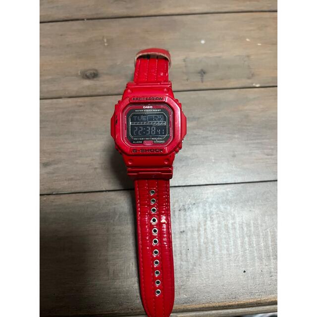 G-SHOCK(ジーショック)のG-SHOCK  赤エナメル メンズの時計(腕時計(デジタル))の商品写真