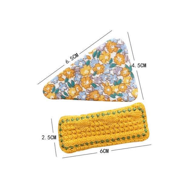 新作 三角 小花柄 リバティ柄 髪飾り バレッタ ヘアクリップ ヘアピン 髪留め キッズ/ベビー/マタニティのこども用ファッション小物(その他)の商品写真