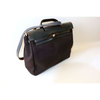 エルメス(HERMES)のHERMESエールバッグ・トワルオフィシェ・カデナ付き(ショルダーバッグ)