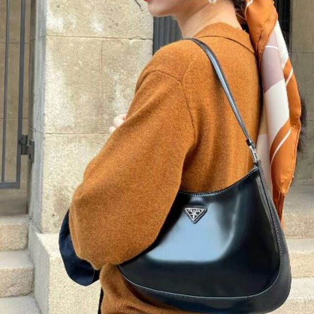 プラダ Prada Cleo レザー ショルダーバッグ 安い indigofinance.fr
