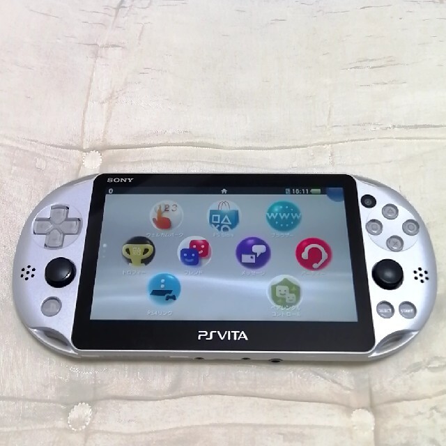 psvita 2000 本体 シルバー