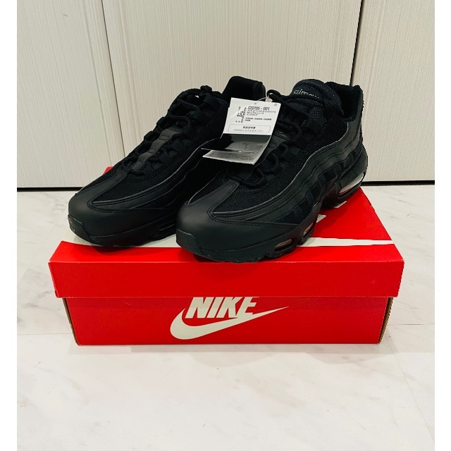 新品未使用　NIKE AIR MAX 95 ESSENTIAL ブラック